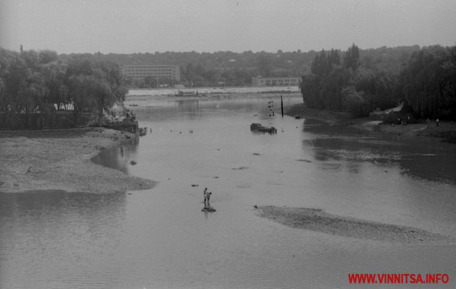 30 років тому Південний Буг у Вінниці залишився без води. Фотофакт - фото 3