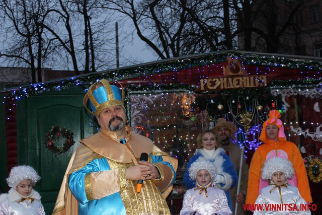 Мавпочка, Фіксік та Миколай відкрили у Вінниці Резиденцію Дідуся Мороза - фото 40