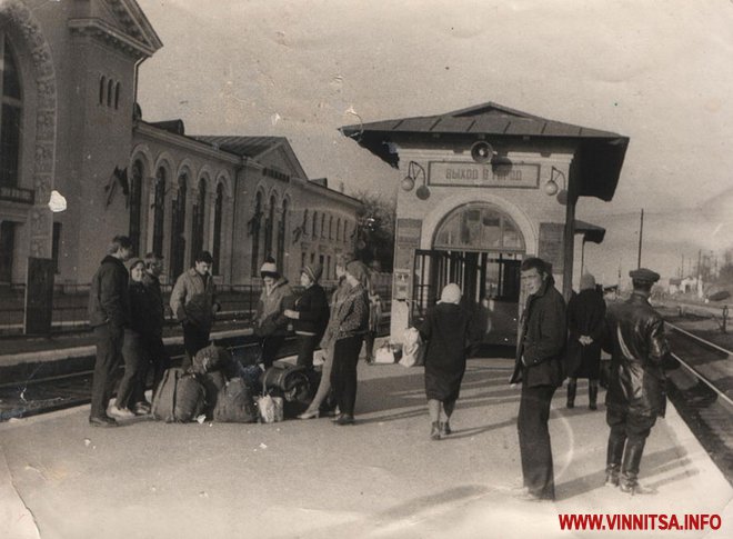 За півтора століття Вінниця змінила 4 залізничних вокзали. Фотофакт - фото 6