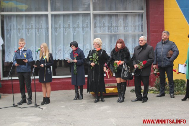 Сьогодні йому могло бути 34. Денису Жембровському, який загинув від ворожих мінометів, відкрили меморіальну дошку - фото 16