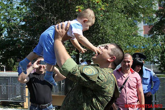 80 вінницьких міліціонерів повернулися без втрат з зони АТО - фото 10