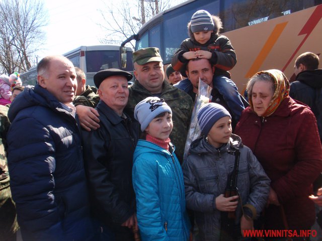 З «гарячого» Сходу по ротації повернулися 170 вінницьких міліціонерів - фото 53