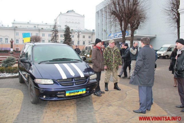 Вінничани відправили на «гарячий Донбас» чотири авто для батальйонів «Айдар» і «Дніпр-2» - фото 6