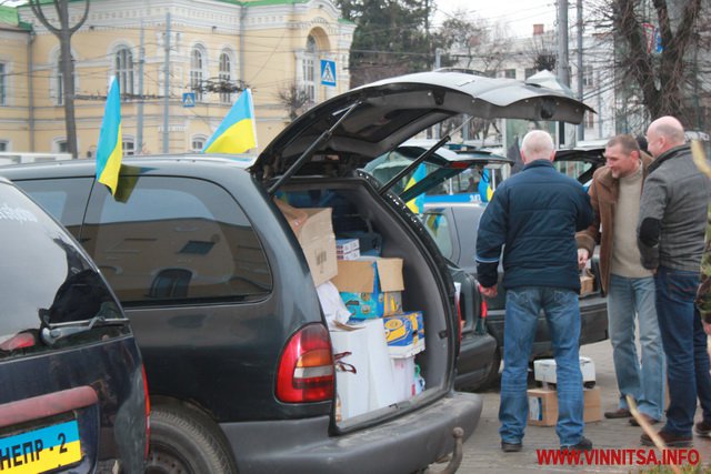 Вінничани відправили на «гарячий Донбас» чотири авто для батальйонів «Айдар» і «Дніпр-2» - фото 16