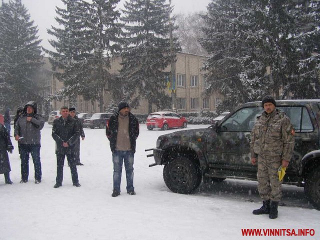 Підприємці містечка на Вінниччині «скинулися» на «джип» для АТО - фото 3