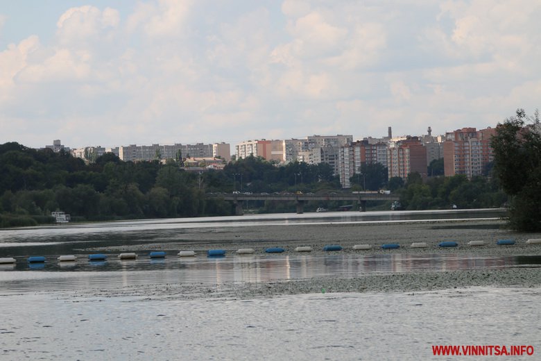 Набережна Південного Бугу. Фоторепортаж Вінниці між трьома мостами - фото 66