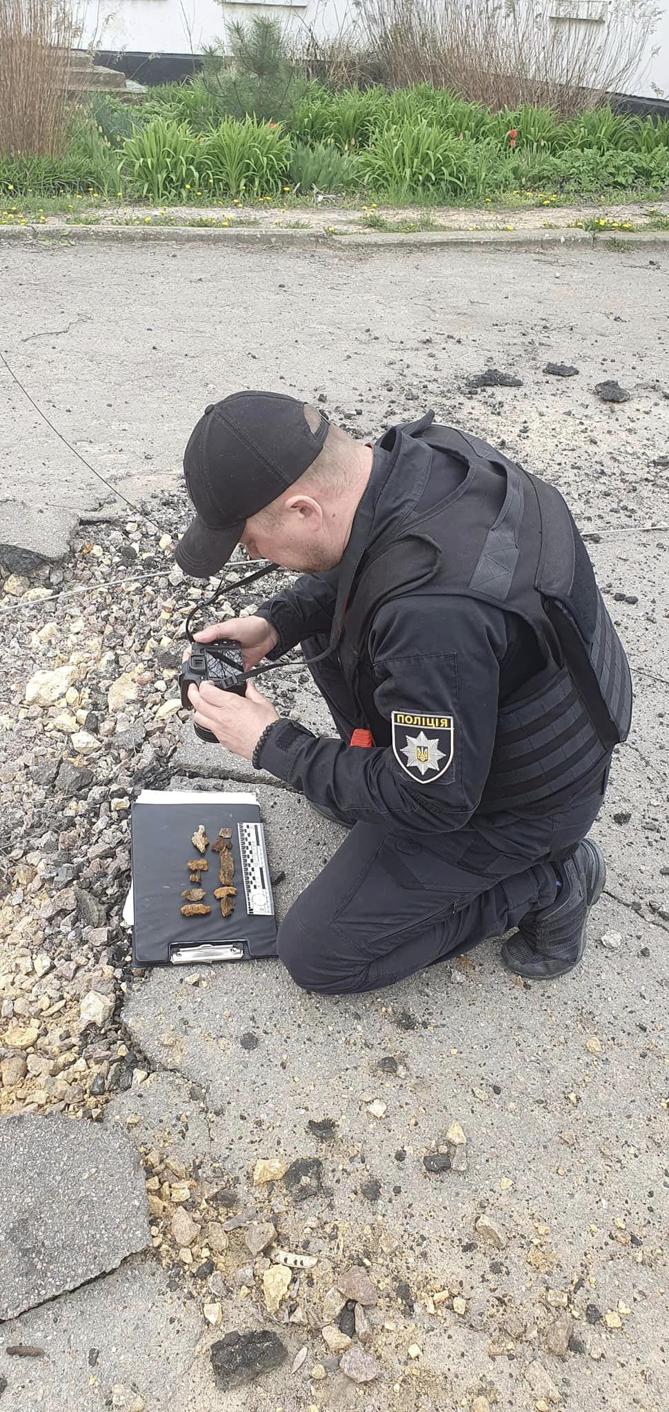 Вінницькі криміналісти на Херсонщині збирають доказову базу злочинів російських вояк - фото 2