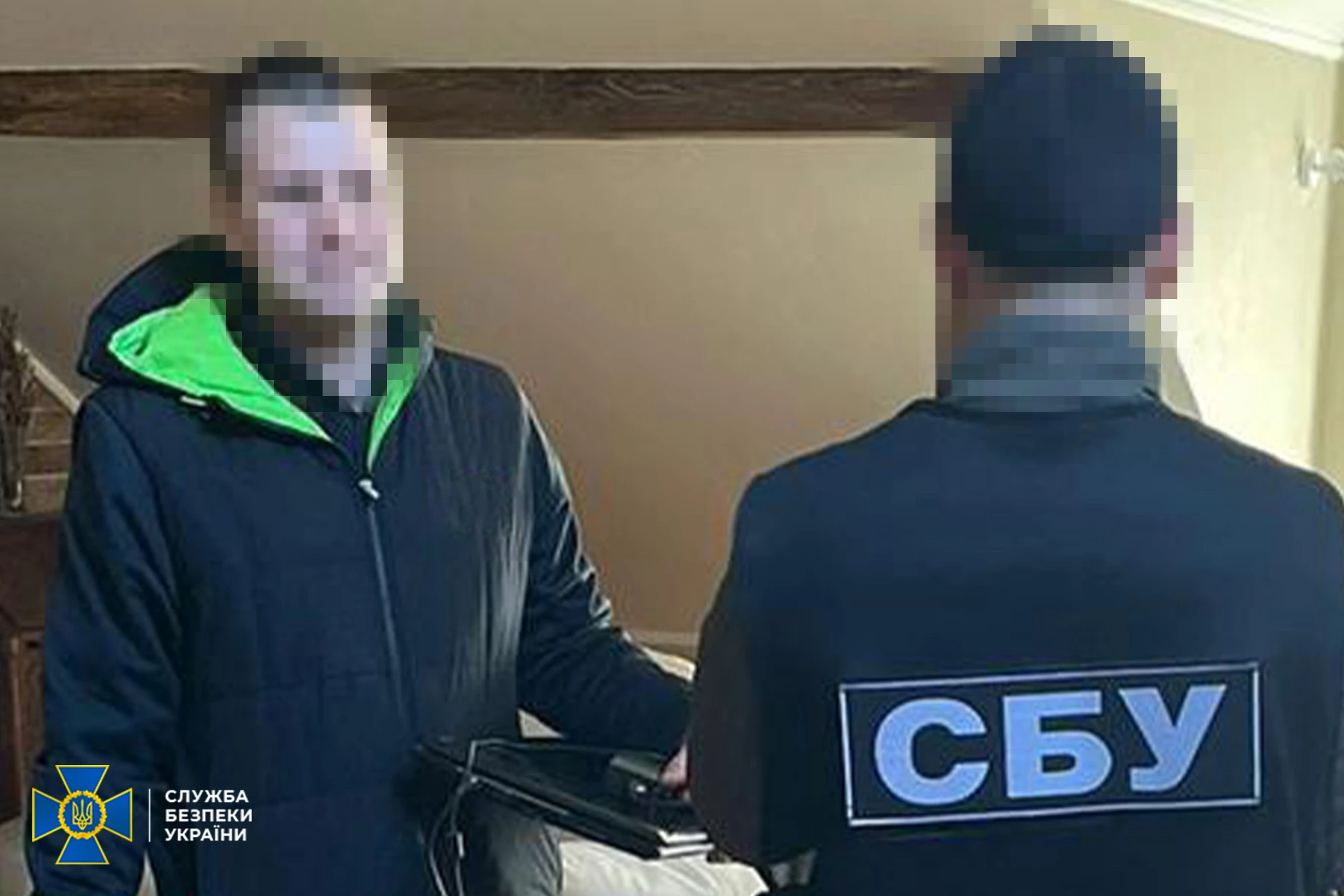 «Списала» пів сотні ухилянтів за 10 млн хабарів: СБУ викрила на Київщині очільницю військової медкомісії та її спільників