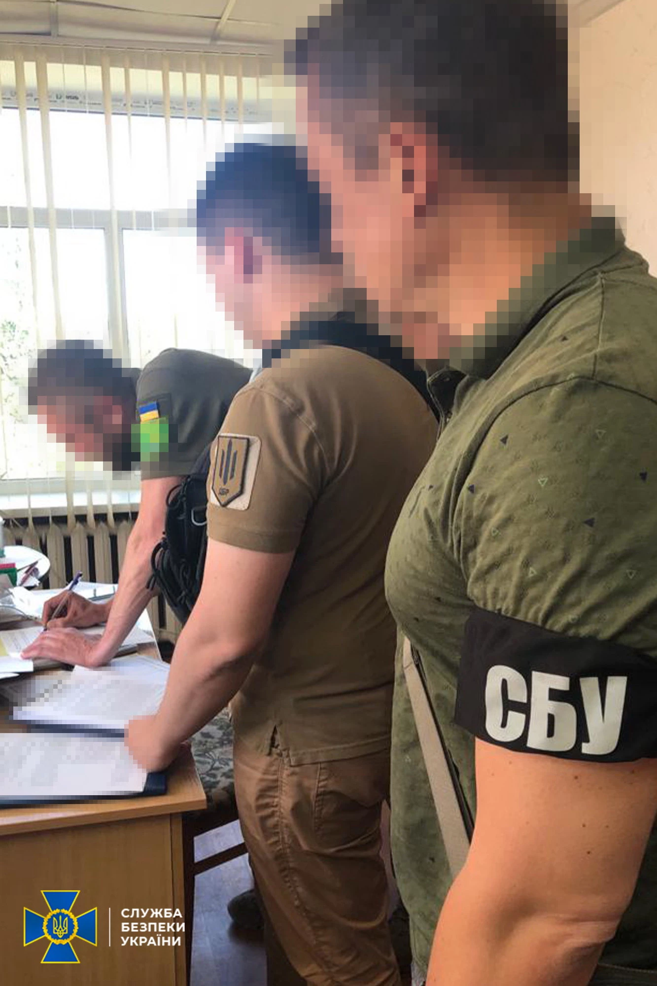 «Списала» пів сотні ухилянтів за 10 млн хабарів: СБУ викрила на Київщині очільницю військової медкомісії та її спільників