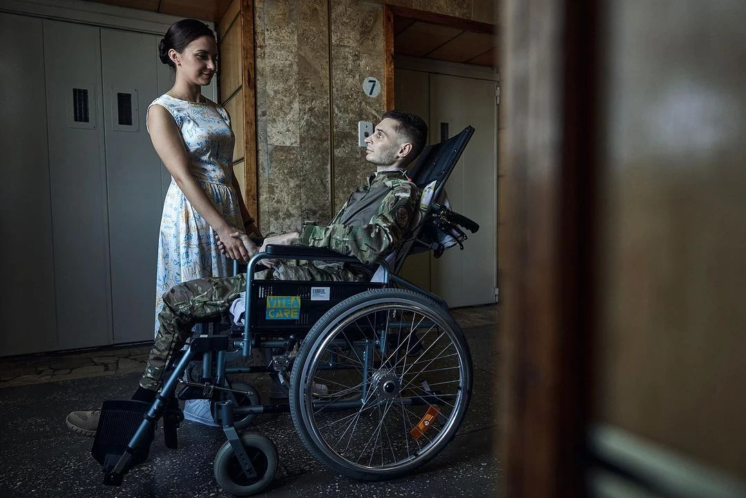 Лікарі казали, що не виживе. Історія кохання Анни і Влада, що одружилися у шпиталі