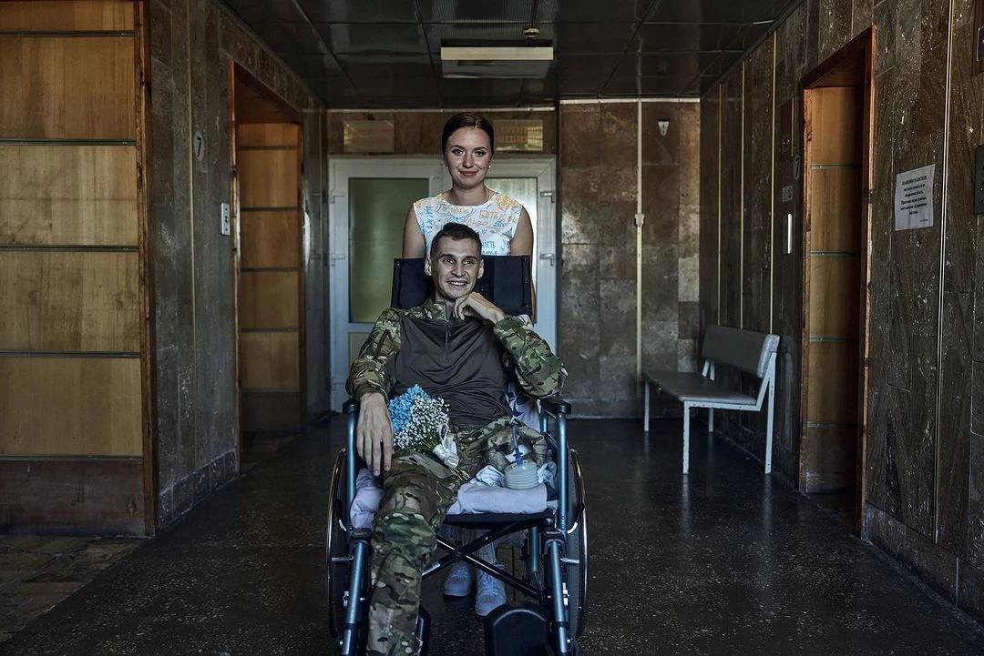 Лікарі казали, що не виживе. Історія кохання Анни і Влада, що одружилися у шпиталі