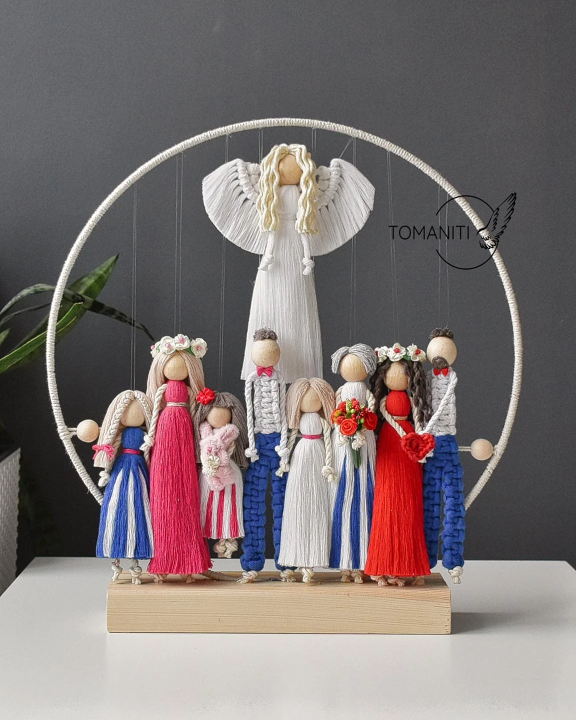 Магія вузликів: вінничанка створює реалістичні фігурки з ниток. Фото