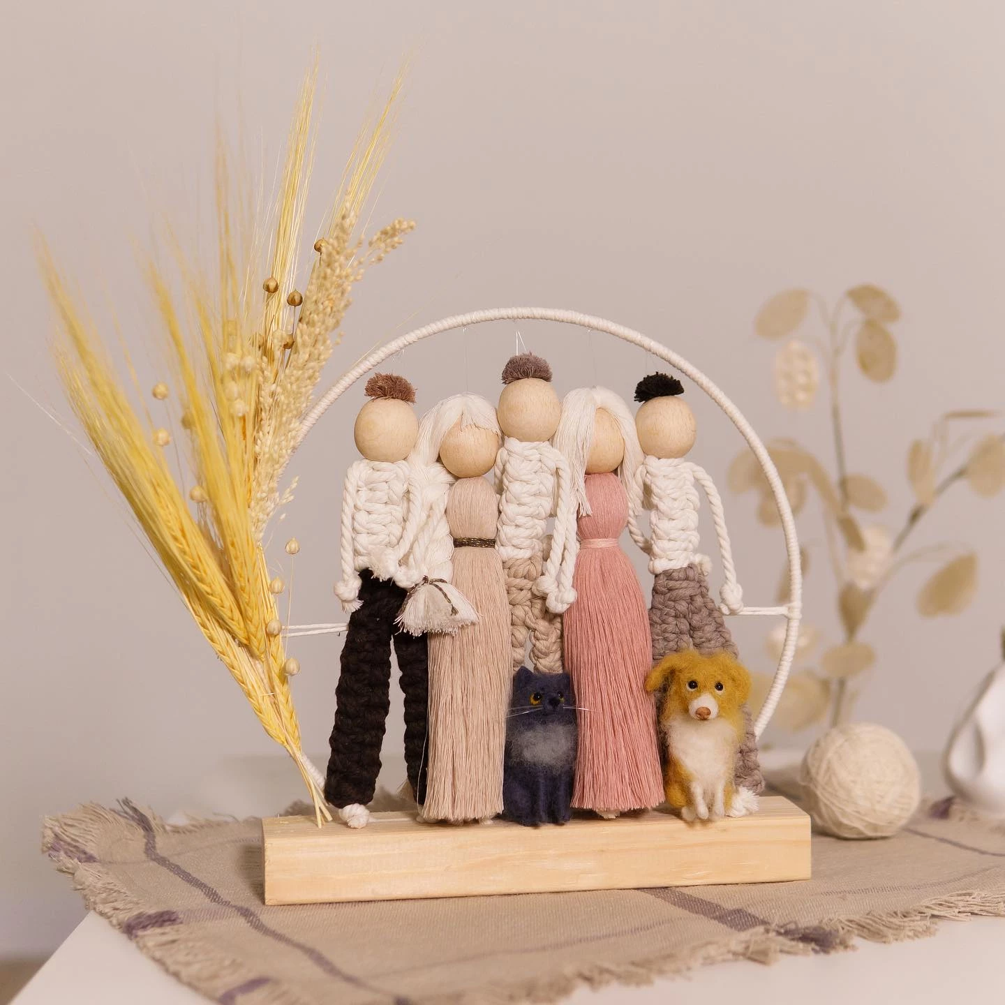 Магія вузликів: вінничанка створює реалістичні фігурки з ниток. Фото