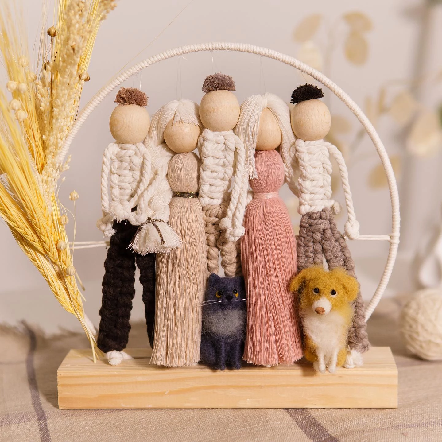 Магія вузликів: вінничанка створює реалістичні фігурки з ниток. Фото