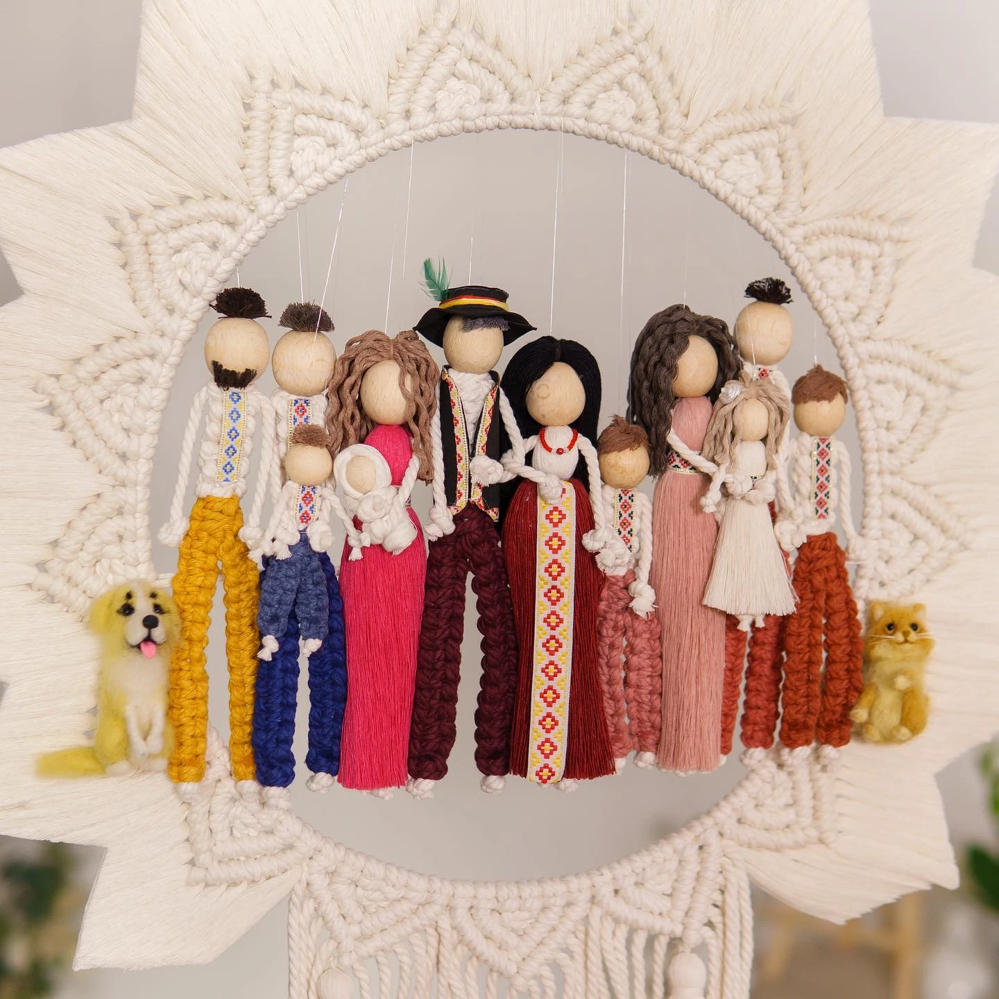 Магія вузликів: вінничанка створює реалістичні фігурки з ниток. Фото