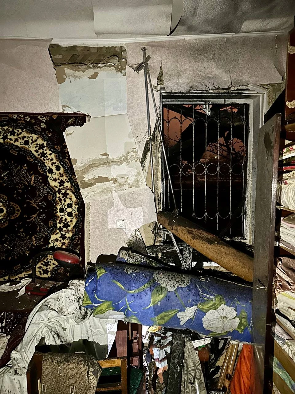 На Київщині 4 постраждалих, повітряну тривогу оголосили після перших вибухів