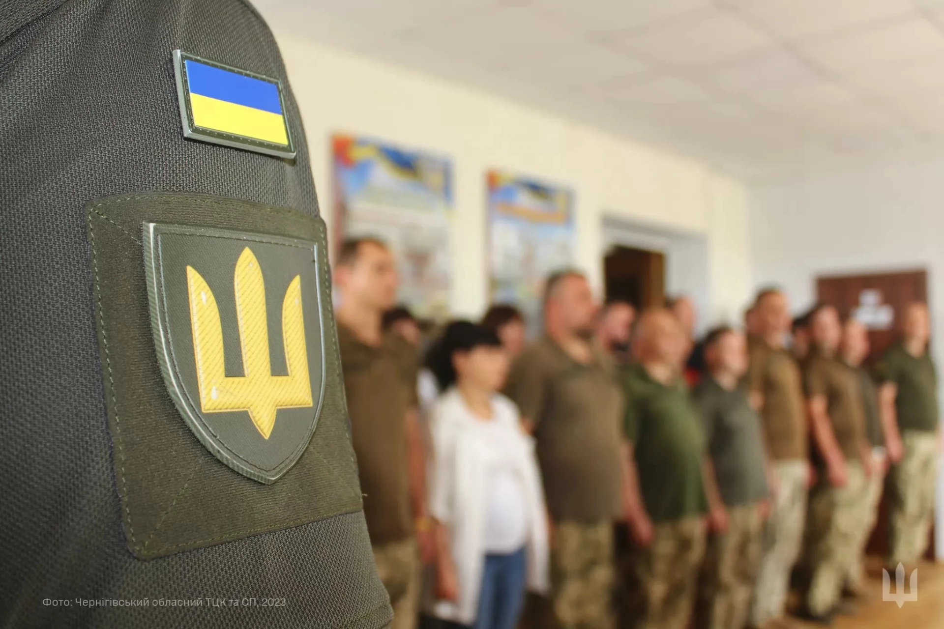 Кабмін дозволив воєнкоматам працювати цілодобово під час воєнного стану