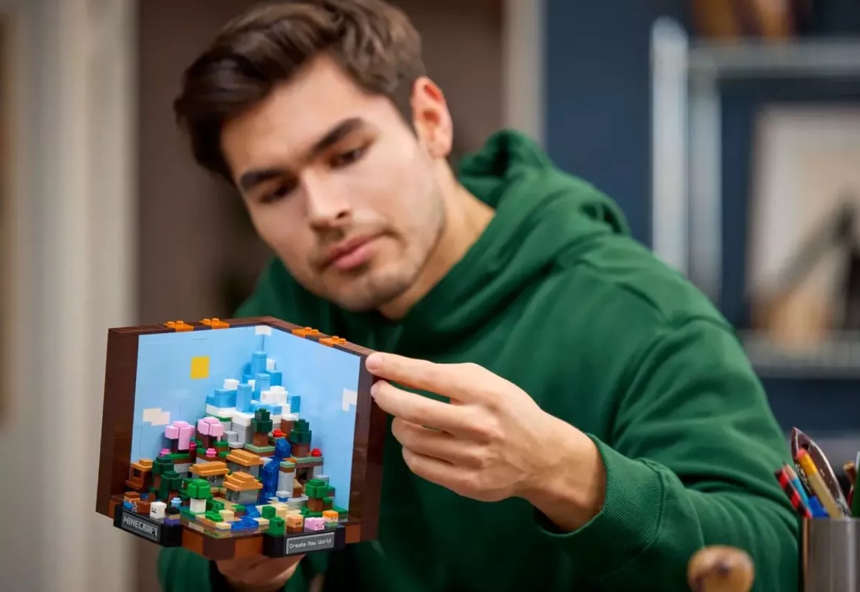 Lego представила конструктор для шанувальників Minecraft | Україна.інфо
