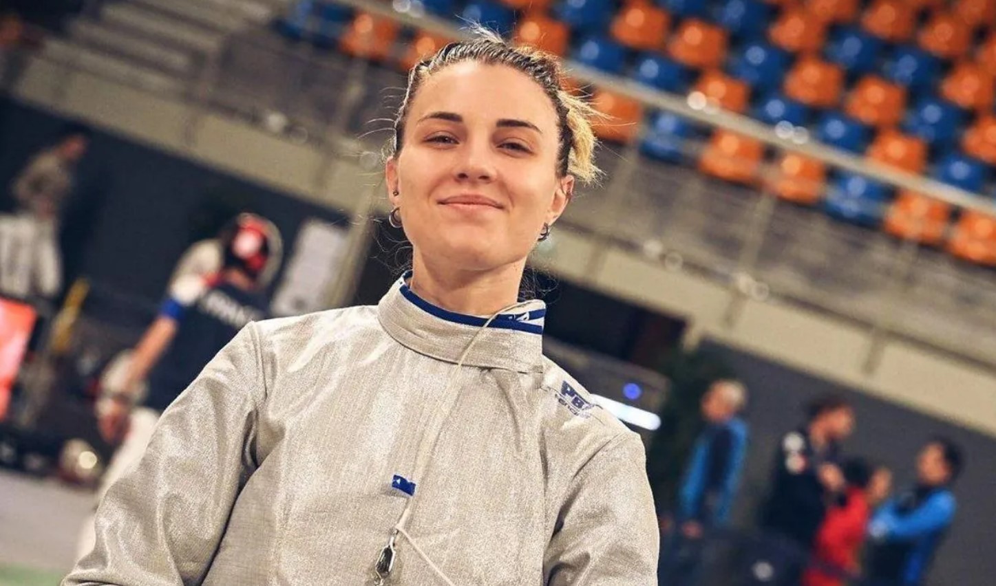 Фехтувальниця Харлан розгромила атлетку з Азербайджану на Олімпіаді у ...