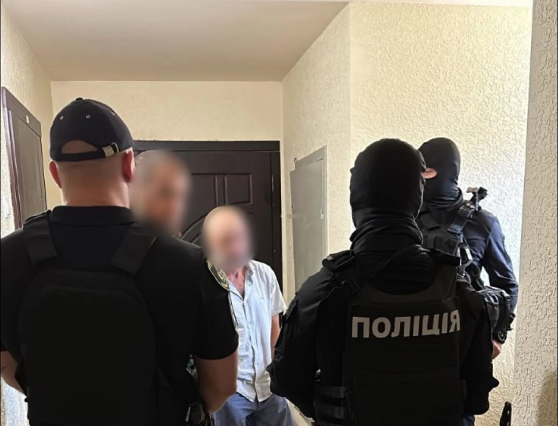 У Софіївській Борщагівці чоловік стріляв з вікна