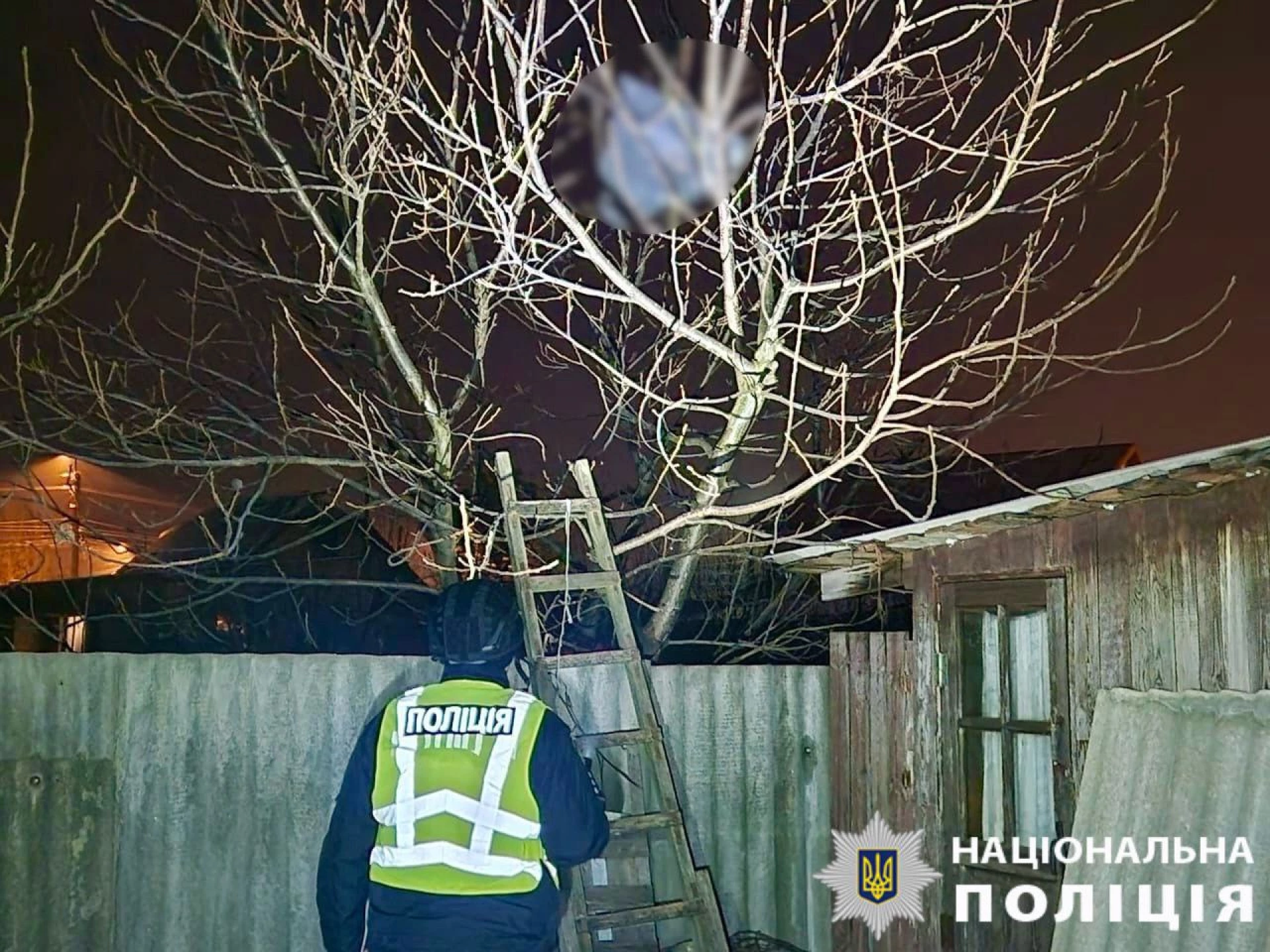На Київщині під час ворожої атаки пошкоджено будинки, медичний заклад та авто
