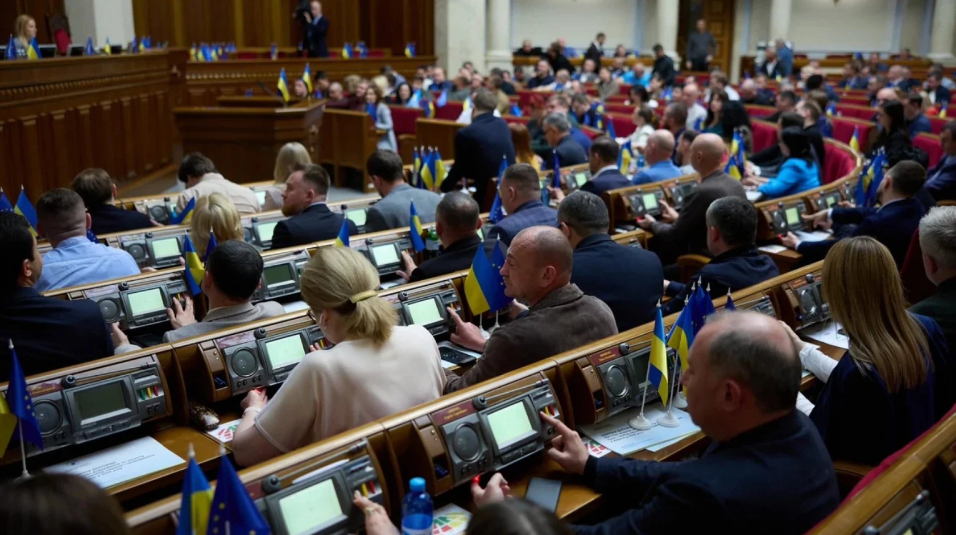 Верховна Рада розгляне президентський законопроєкт про повернення незалежності НАБУ та САП 31 липня