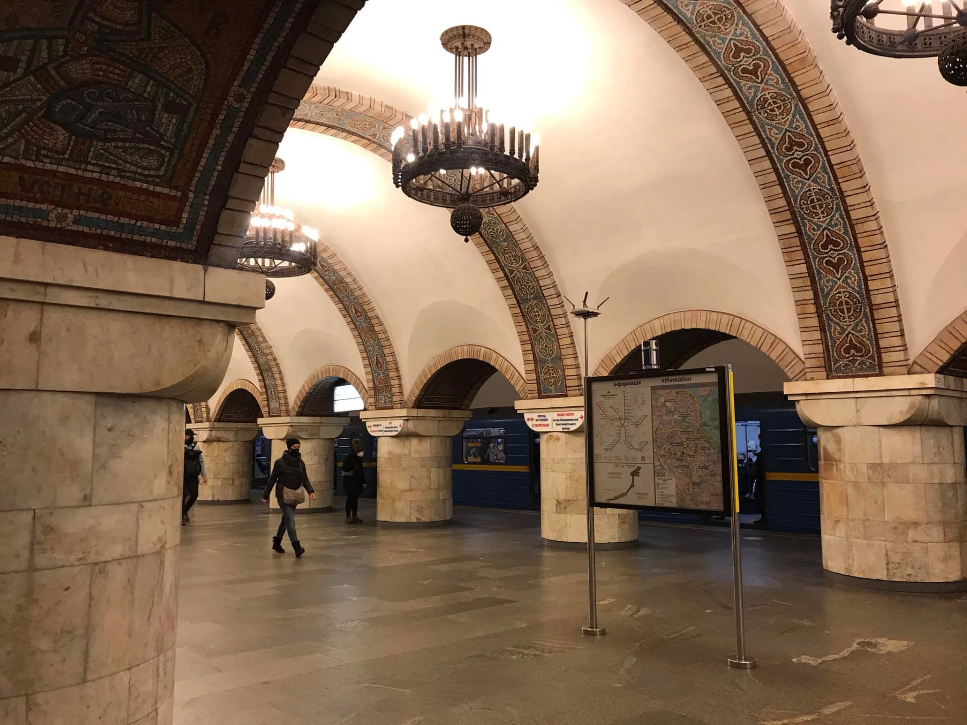 Як працює бюро знахідок у столичному метро