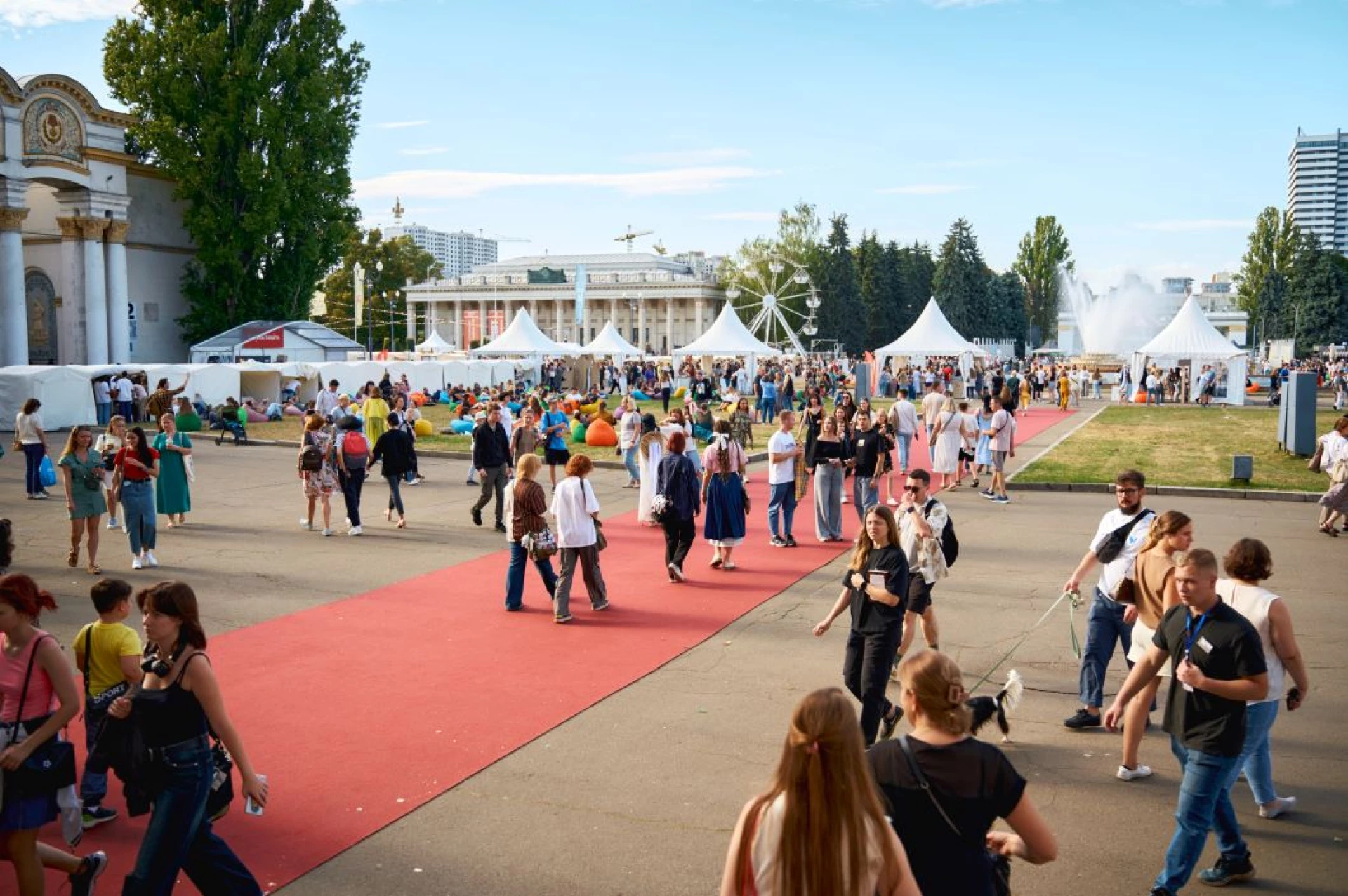 «Книжкова країна» повертається: масштабний книжковий фестиваль у Києві