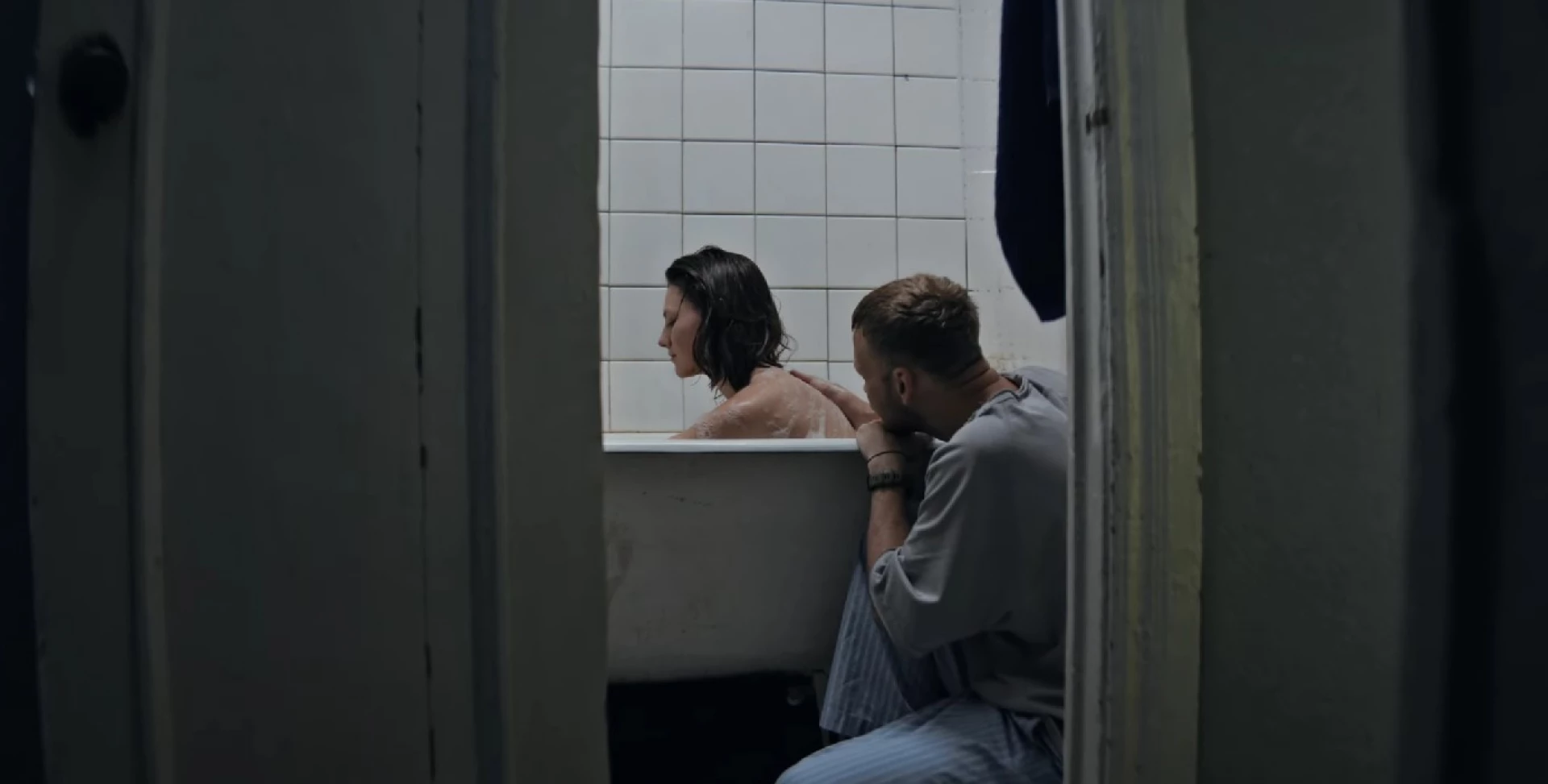 Вийшов кліп на пісню «З якого ти поверху неба». Дивіться