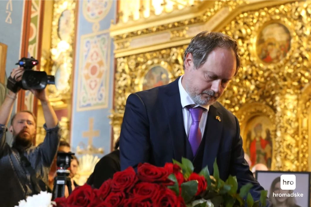 У Києві прощаються з журналісткою Вікторією Рощиною, загиблою в російському полоні