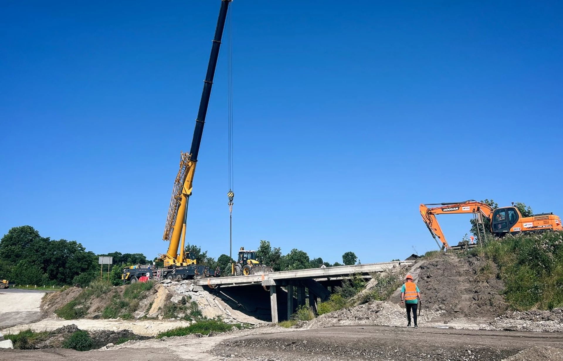 Демонтують міст на трасі державного значення у Тернопільській області