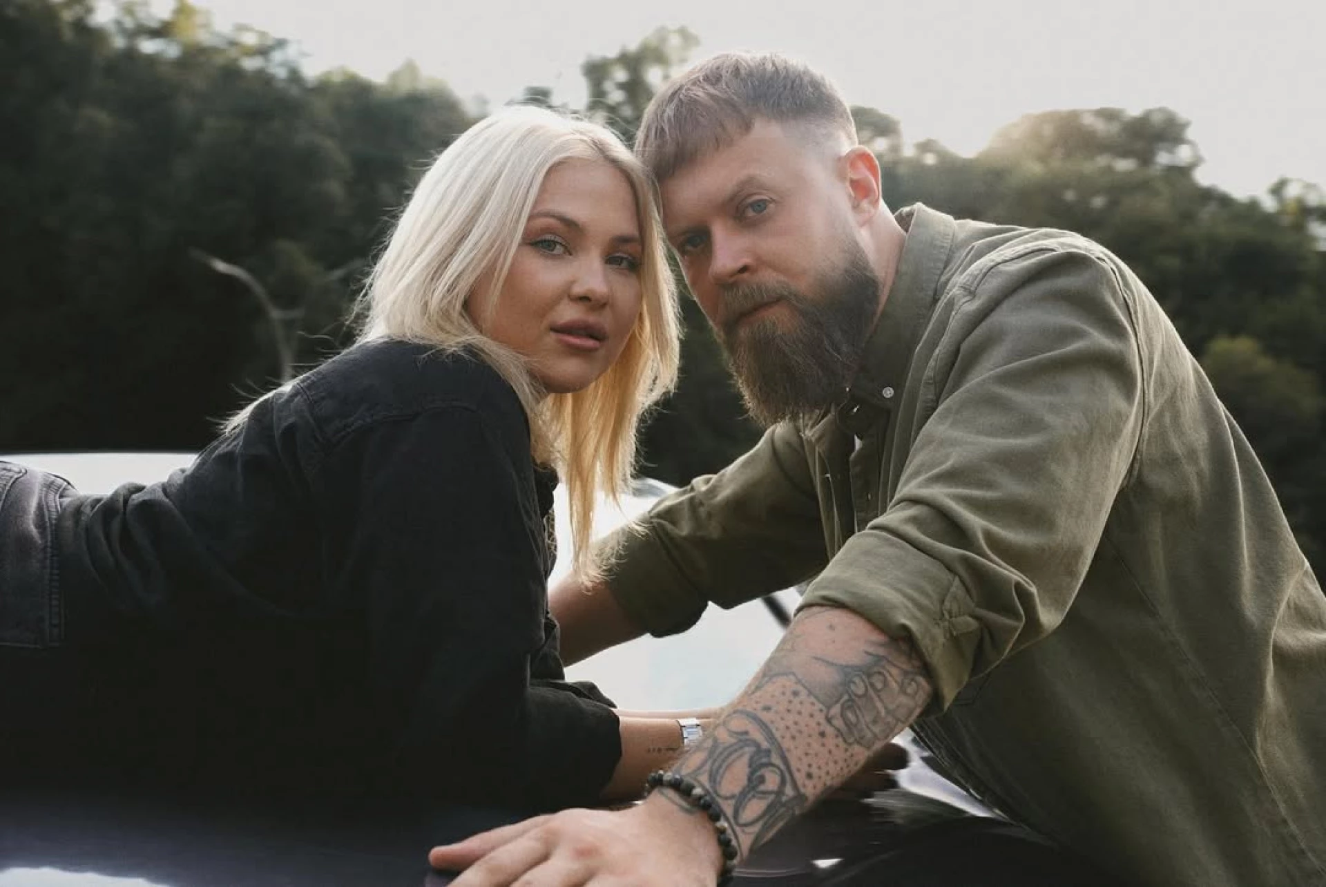 SUROV і VERONIKA представили новий хіт «TAXI»