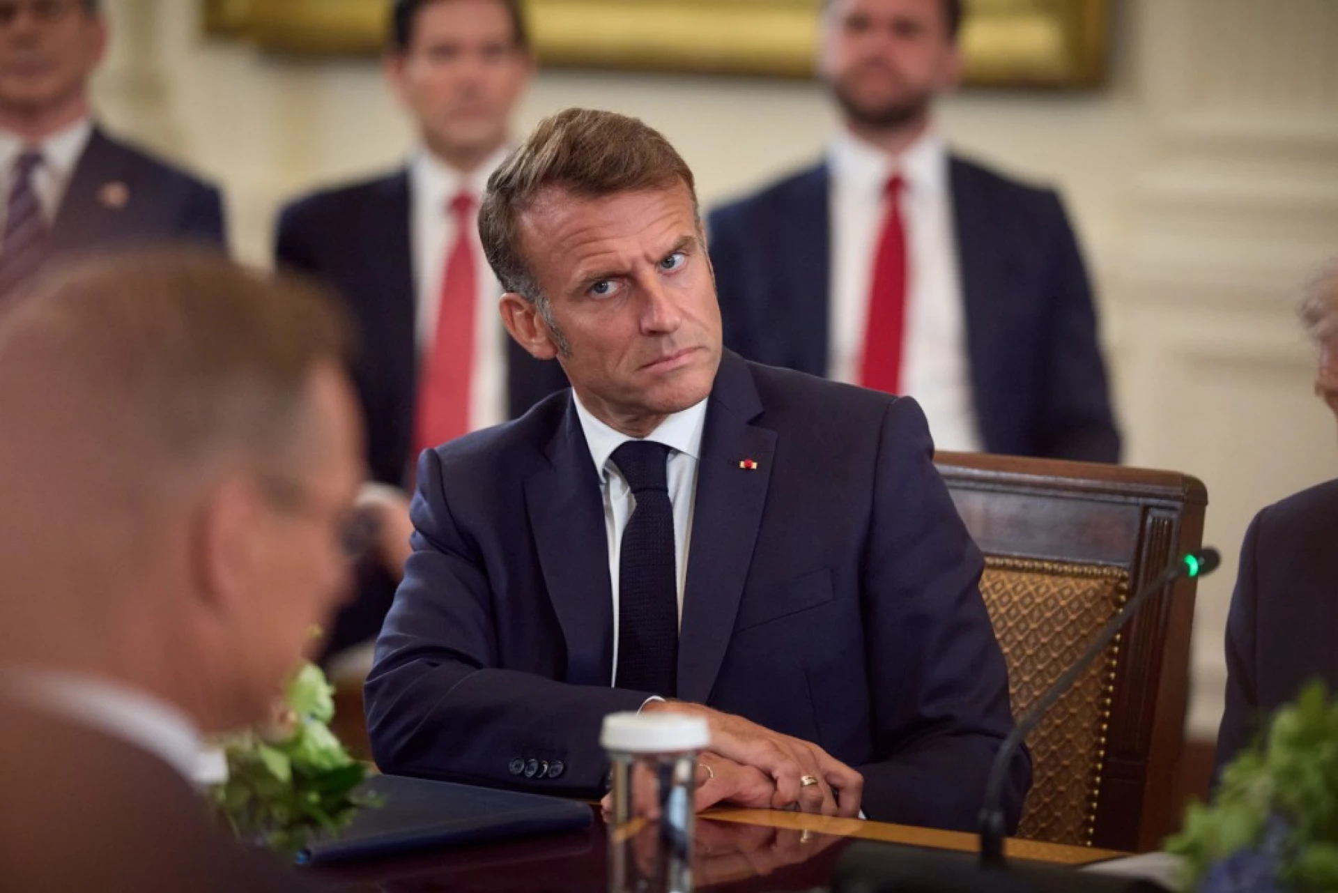 Макрон вважає, що Зеленський і Путін мають зустрітися в Європі