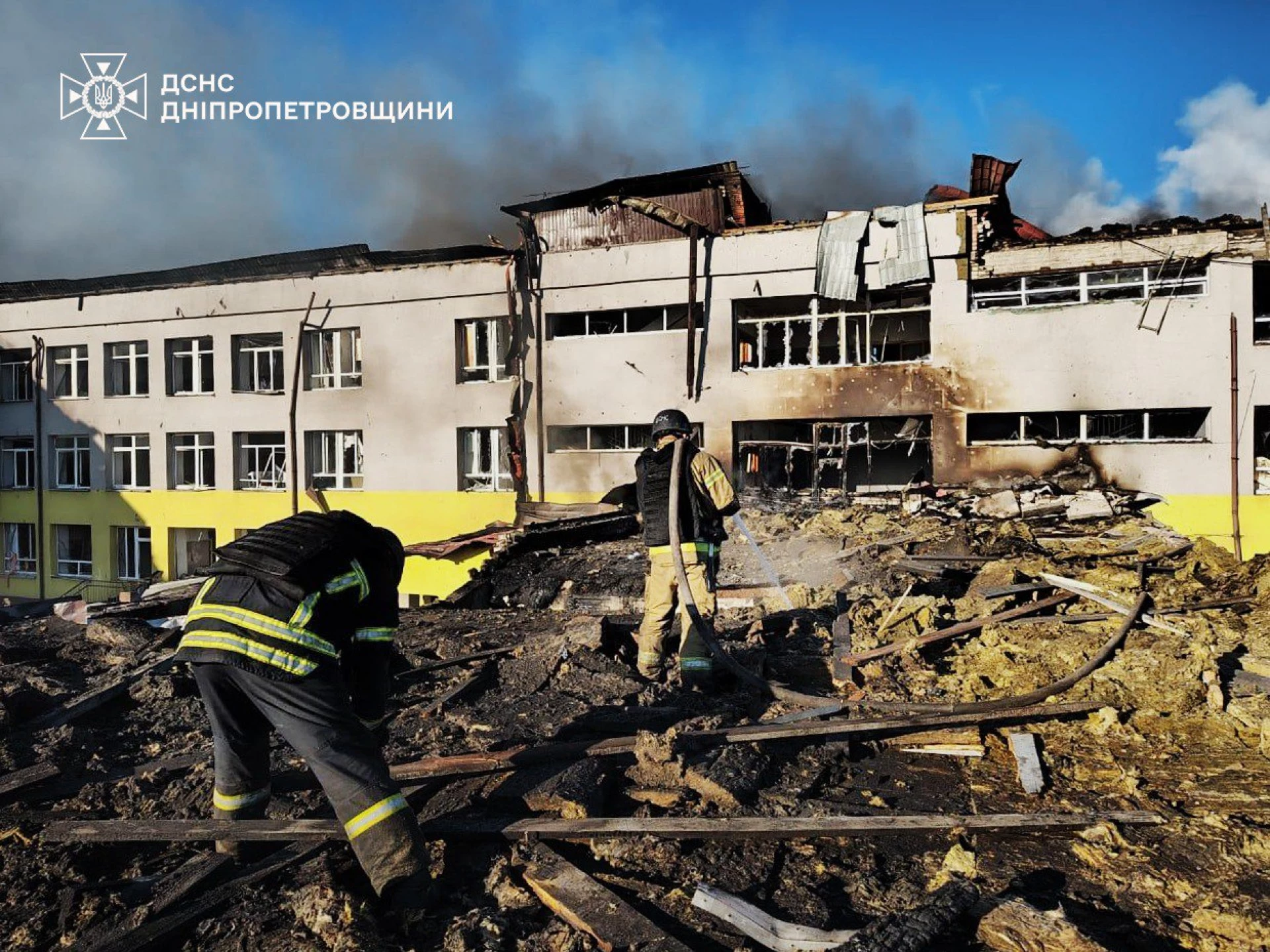 Дрони зруйнували школу у Дніпропетровській області. Фото