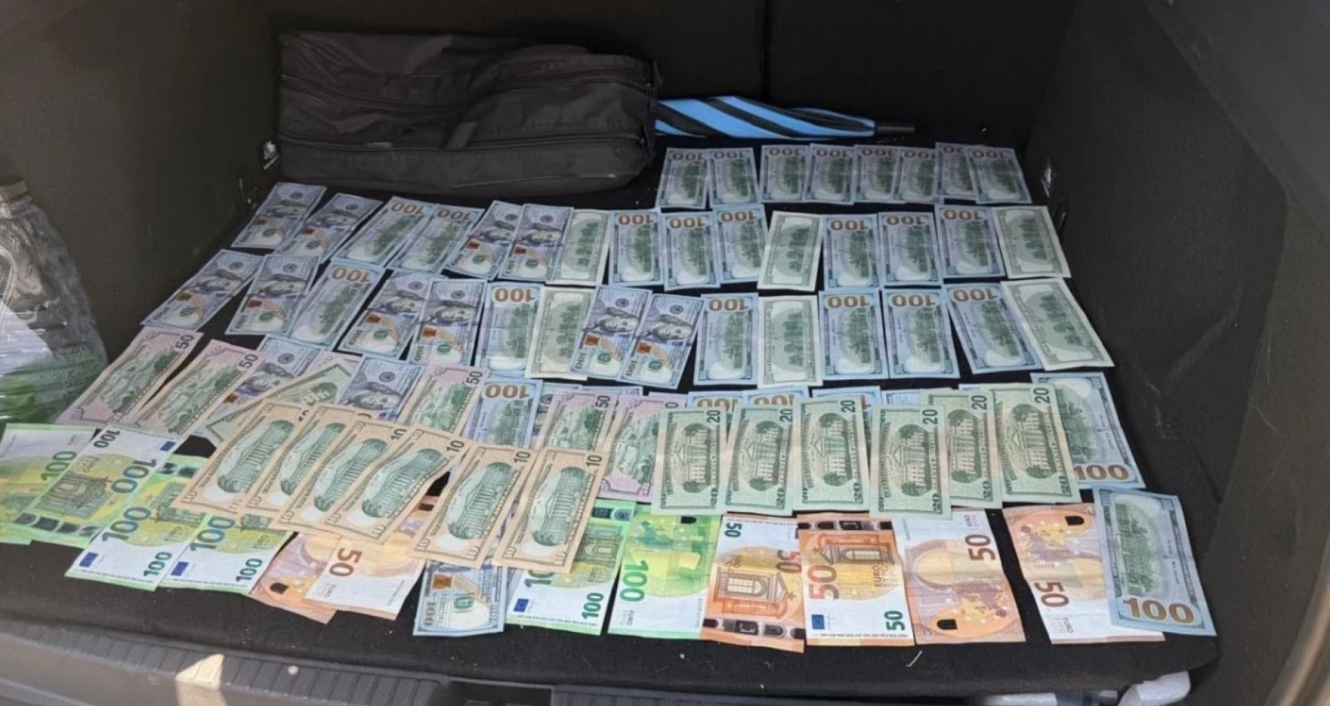 Чоловік хотів підкупити прикордонники, щоб його син міг втекти до Румунії
