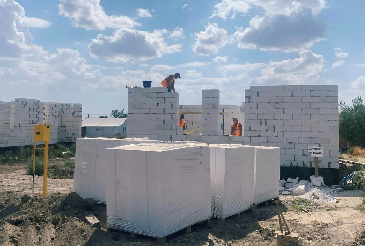 Відбудовують село Посад-Покровське на Херсонщині, зруйноване росіянами