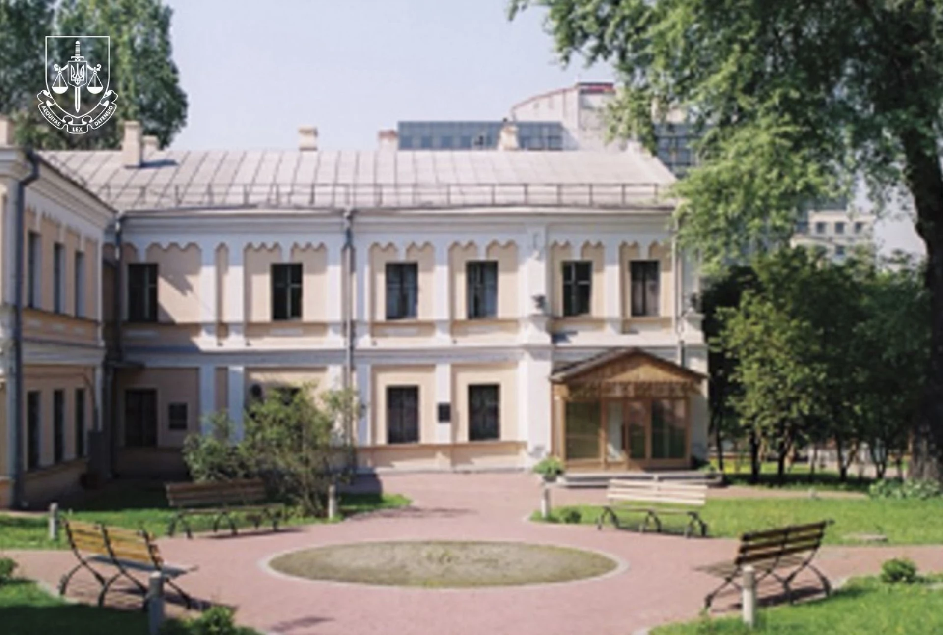 У Києві зупинили забудову поруч з музеєм видатних діячів української культури