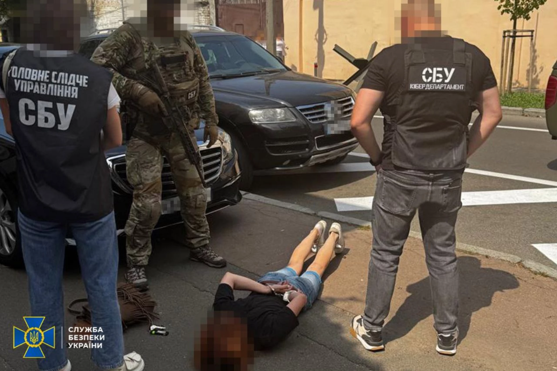 Затримали жінку, яка шпигувала біля Головного управління Національної гвардії
