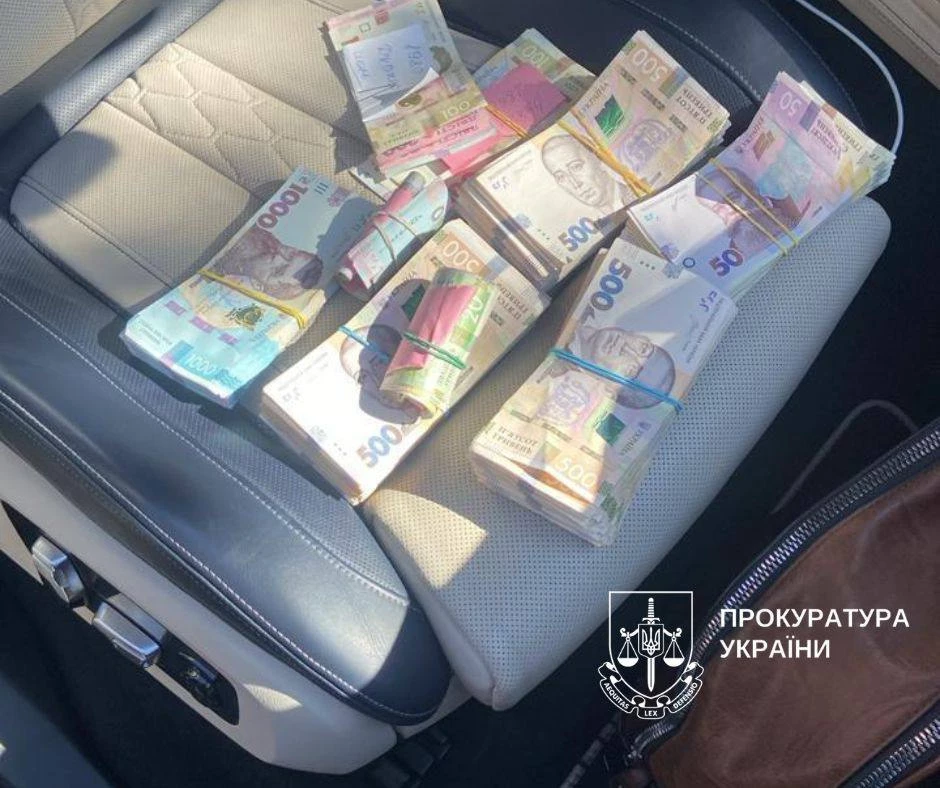 У Києві «накрили» конвертаційний центр з обігом у 1,5 млрд грн. Організував його колишній топподатківець