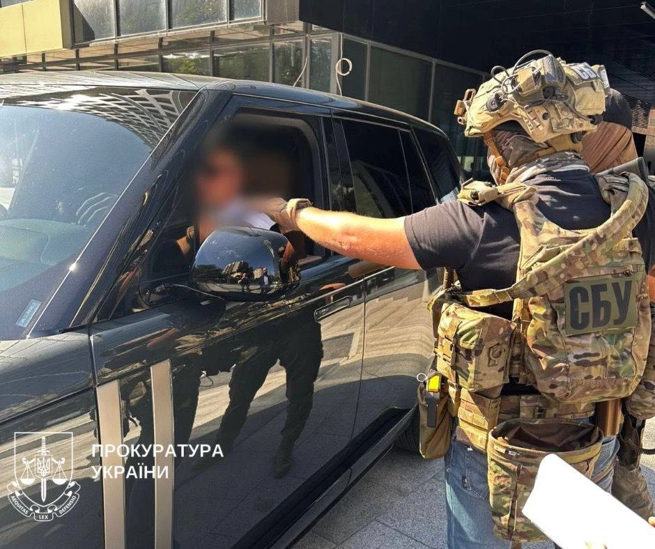 У Києві «накрили» конвертаційний центр з обігом у 1,5 млрд грн. Організував його колишній топподатківець