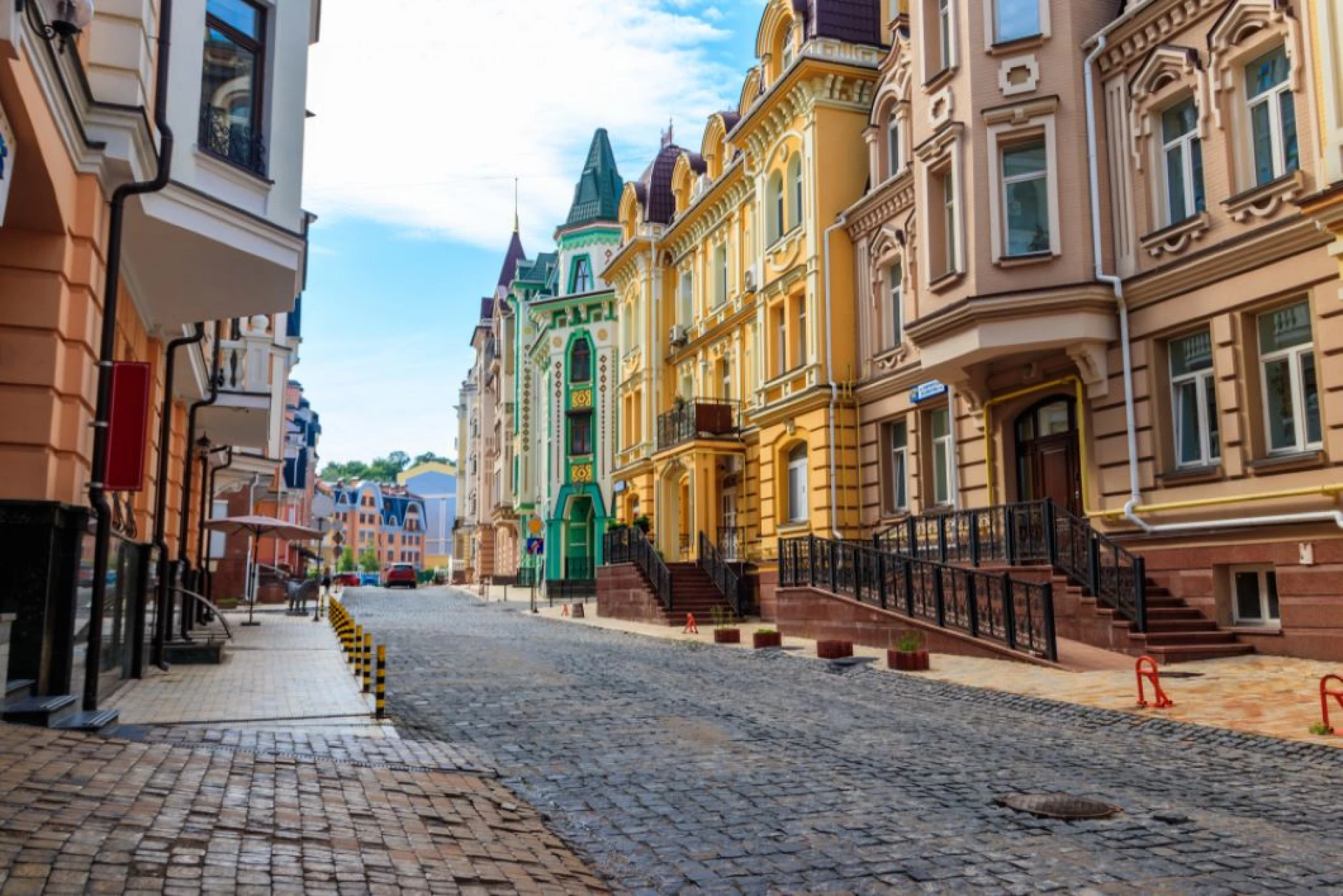 Куди піти погуляти в Києві: добірка атмосферних локацій