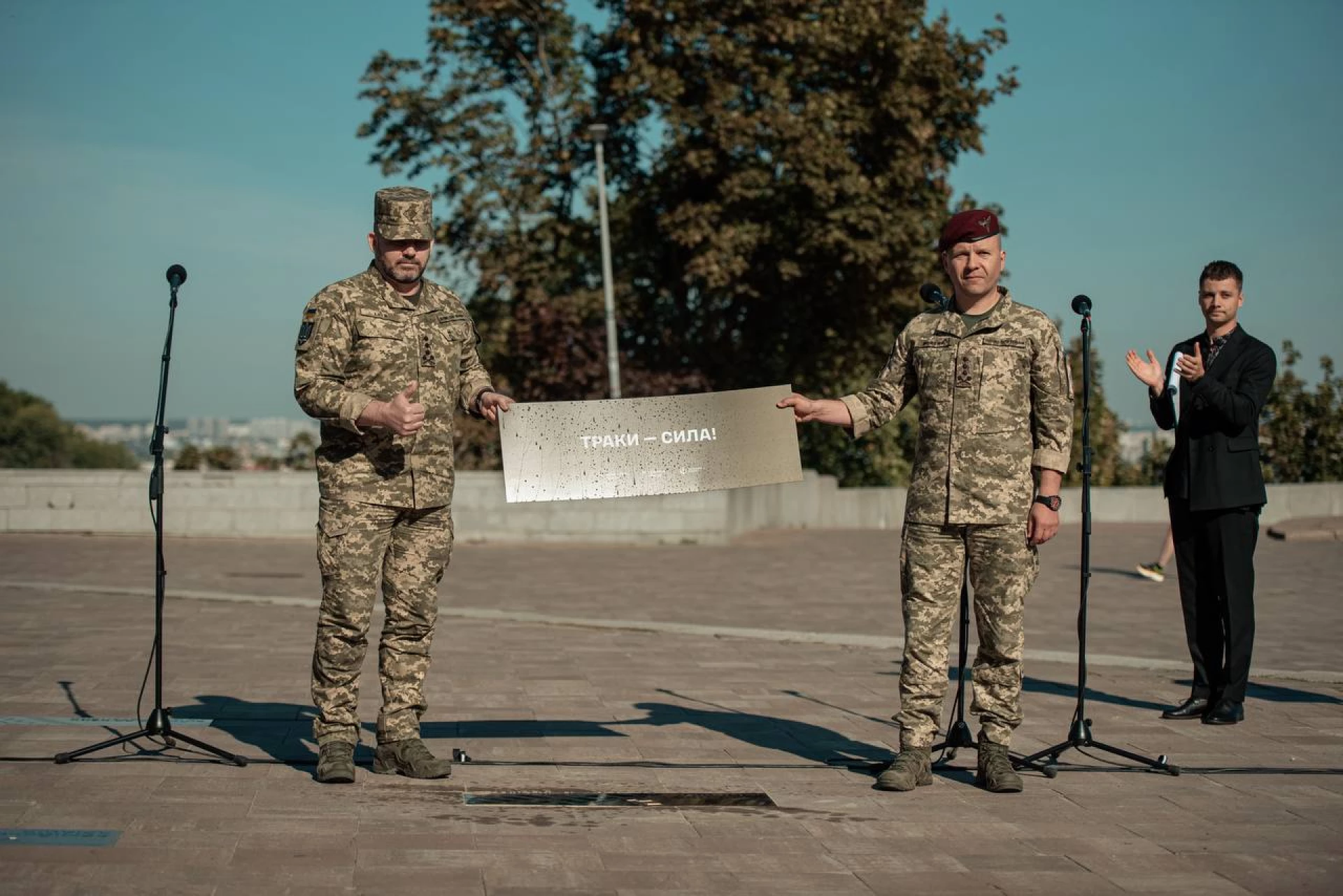 У Києві відкрили пам’ятний знак, присвячений воїнам-танкістам