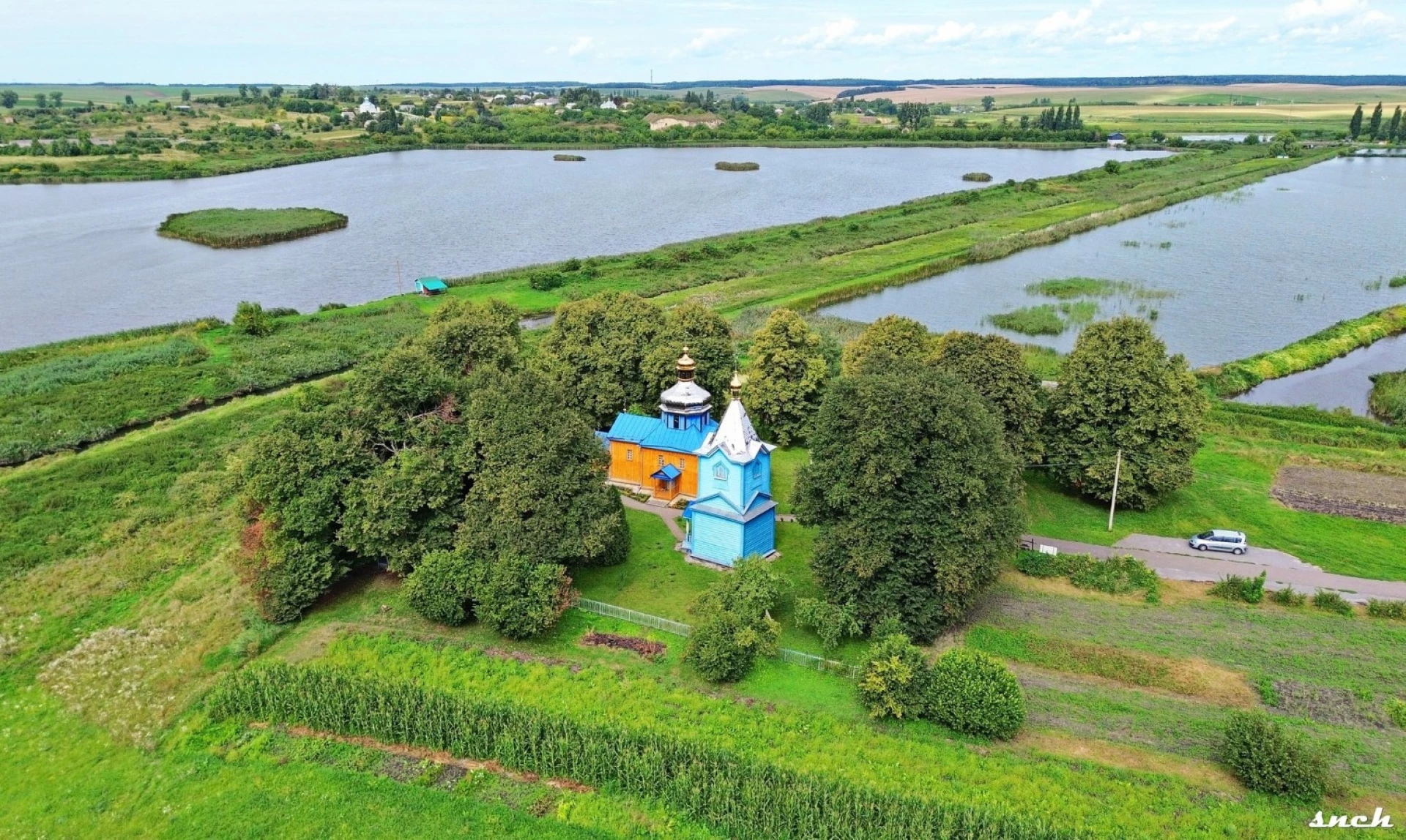 Забуте місто князів: фотограф показав Пересопницьке городище з висоти пташиного польоту