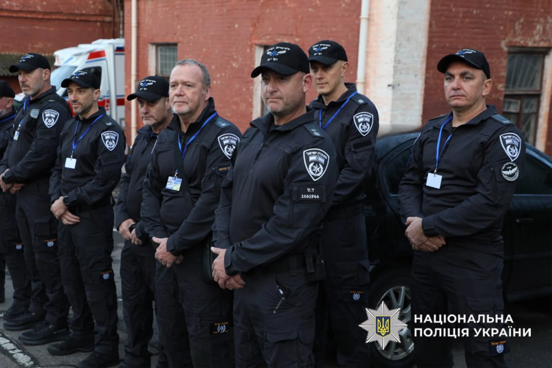 Ізраїльські поліцейські прибули до Умані