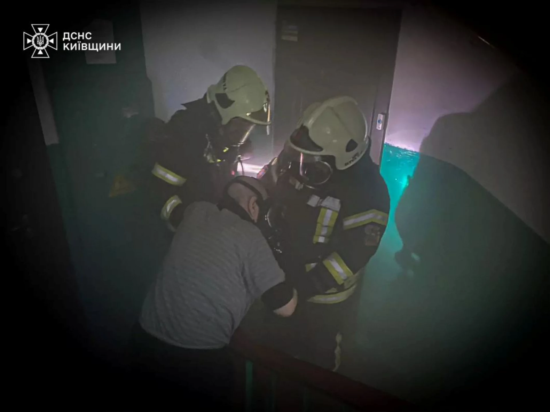 Пожежа у Білій Церкві: рятувальники евакуювали 10 мешканців