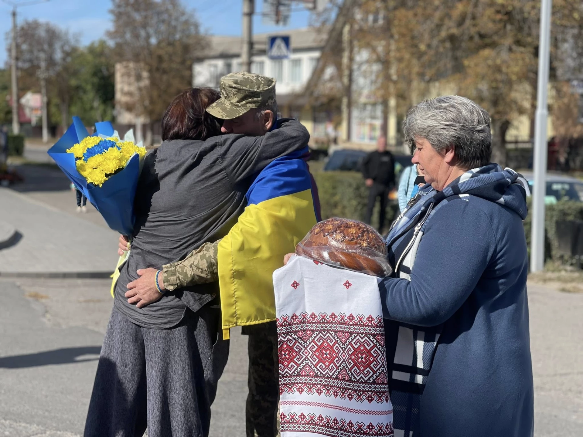 На Черкащині зустріли військового, який три роки провів у полоні