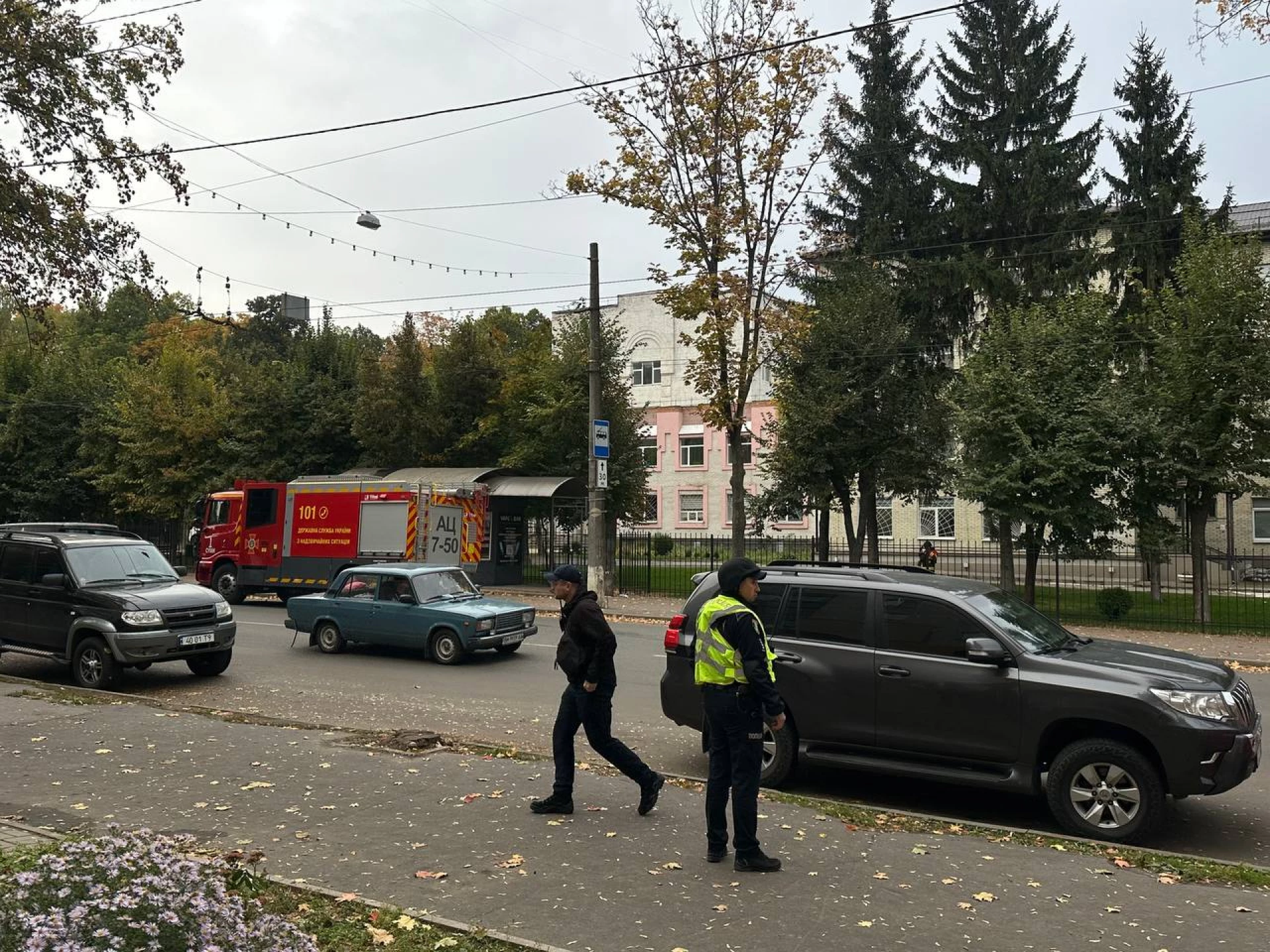 Армія РФ атакувала пологовий будинок в Сумах