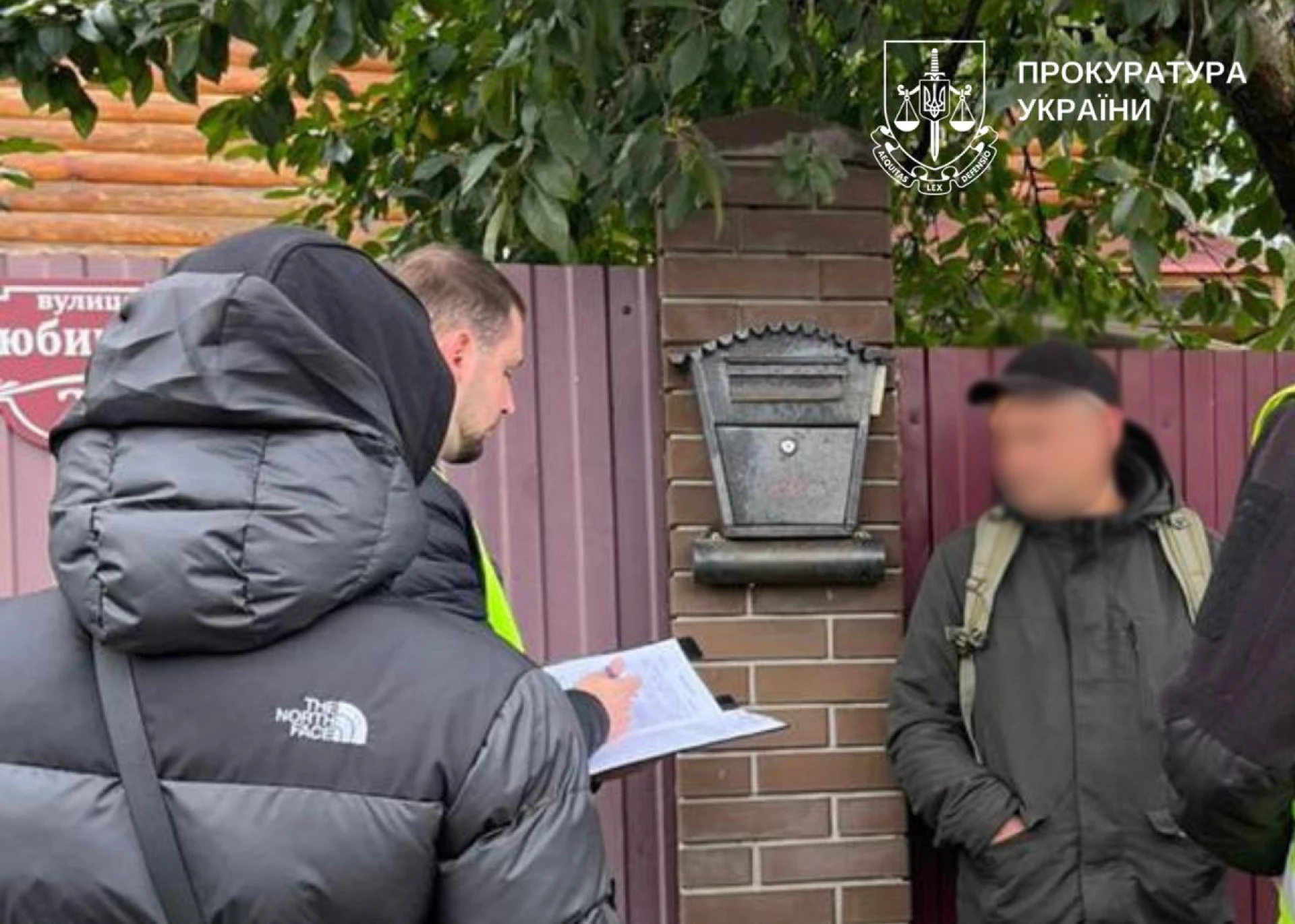 У столиці викрили розтрату 4,9 млн грн, призначених на боротьбу з амброзією