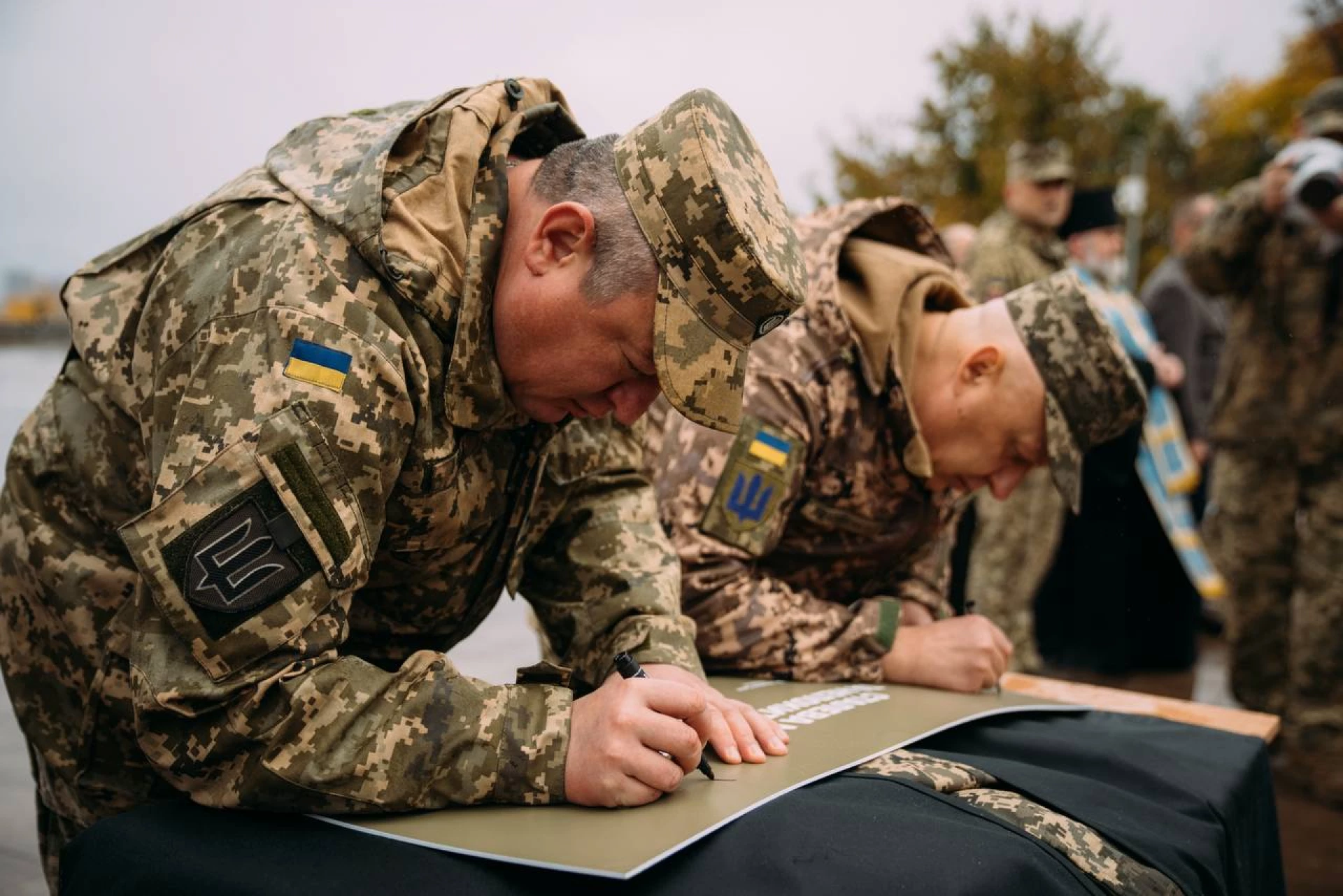 У столиці відкрили пам’ятний знак, присвячений  фахівцям логістичного забезпечення ЗСУ