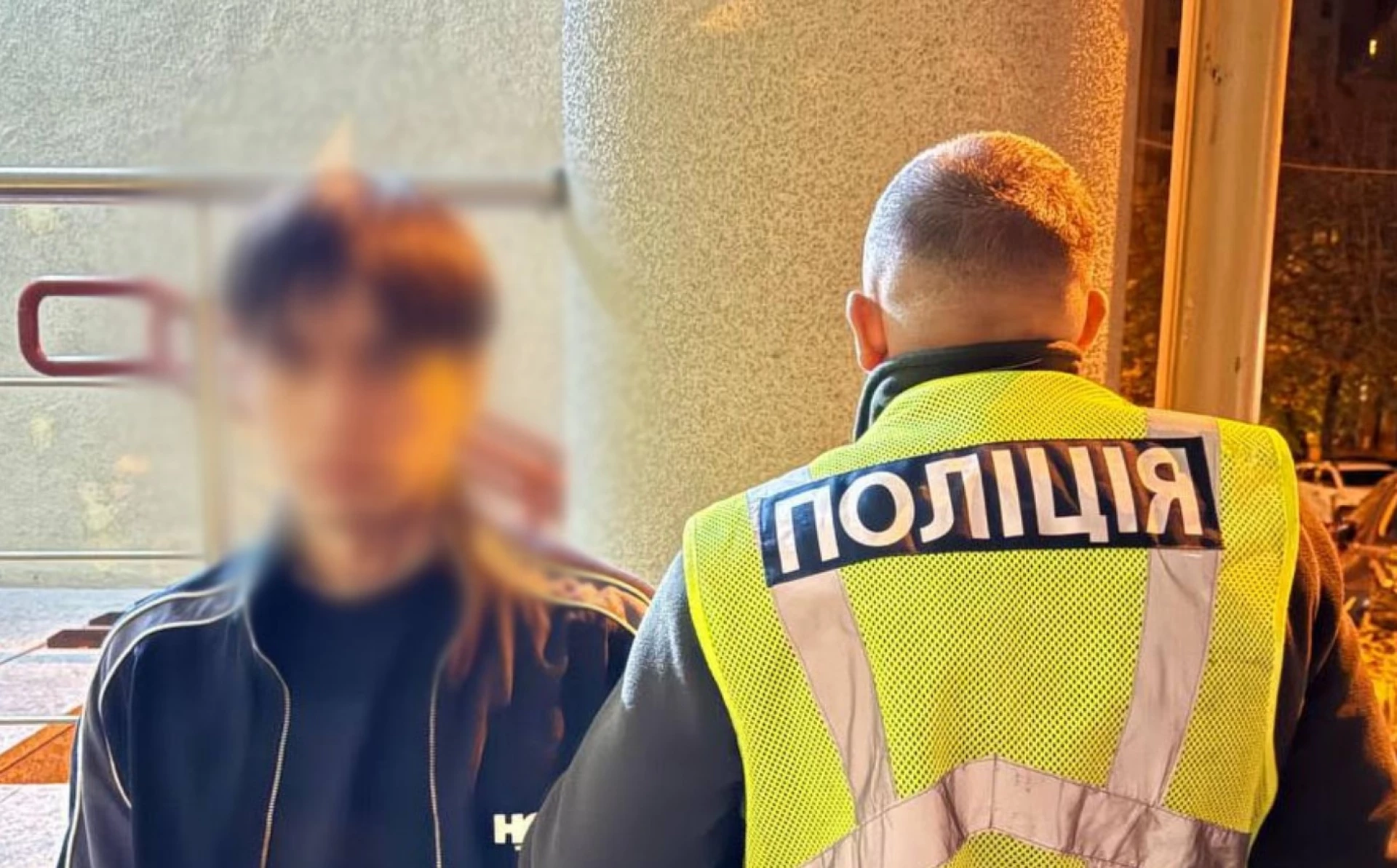 У Києві хлопець побив дівчину, бо вона була не схожа на фото із сайту знайомств